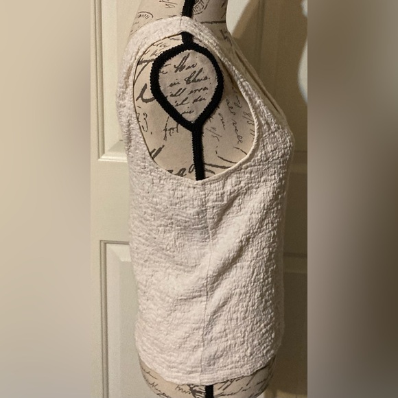 Ladies Size Medium A New Day VNeck Tank Top - Picture 9 of 12